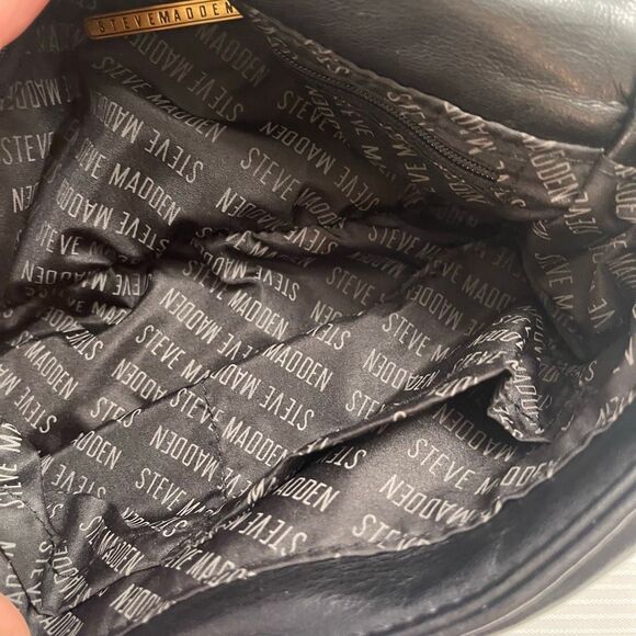 Steve Madden Black Quilted Coleman Purse Handbag - Picture 13 of 13